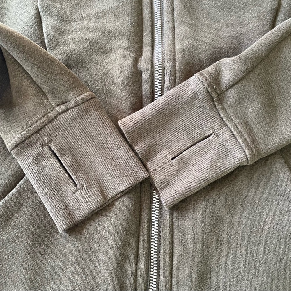 Lululemon Scuba Hoodie *Light Cotton Fleece Size 8 Dark Olive - Picture 10 of 14